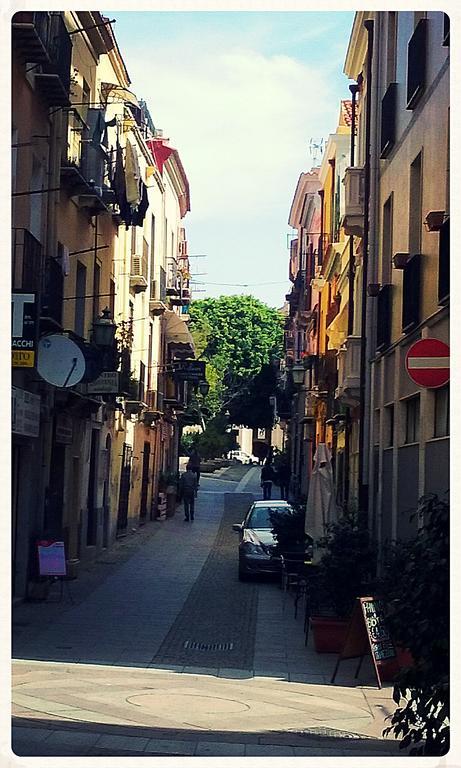 Flamingo B&B Cagliari Buitenkant foto